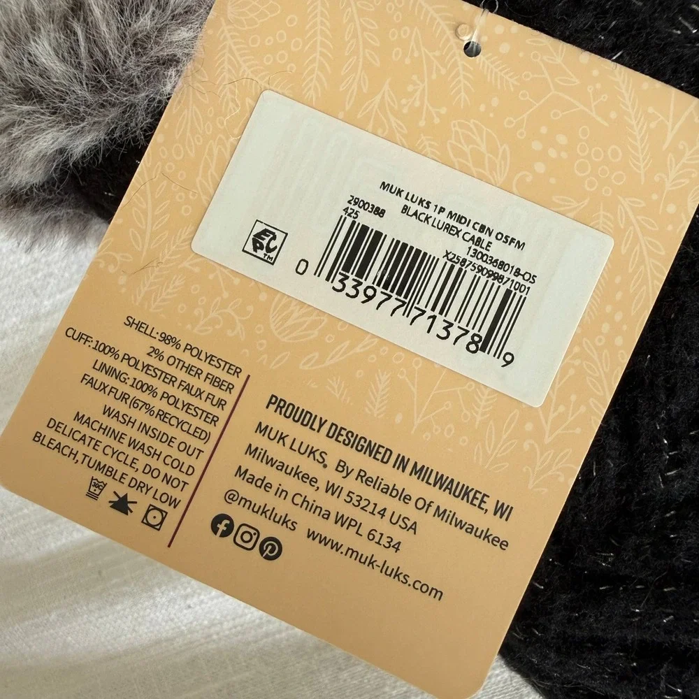 Muk Luks Women Black Lurex Cable Short Cabin Socks Faux Fur Cuff One Size NEW